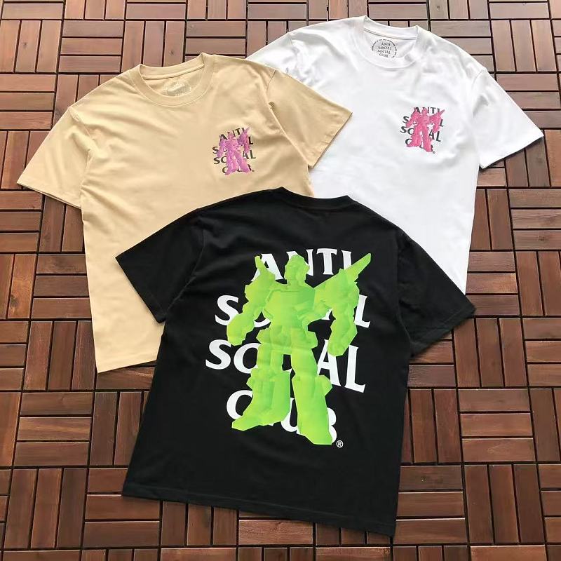 ANTI SOCIAL SOCIAL CLUB T-SHIRT 55041401 (im 185CM 70KG iwear size M in the photo)
