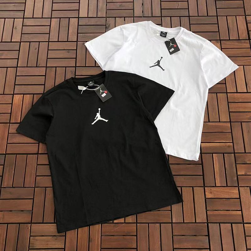 AIR JORDAN T-SHIRT 77030551 (im 185CM 70KG iwear size L in the photo)