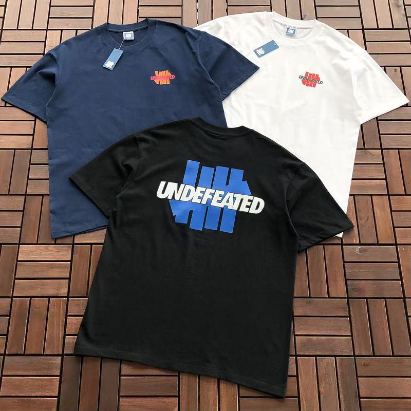 UNDEFEATED T-SHIRT 55070623 (im 185CM 80KG iwear size L in the photo)