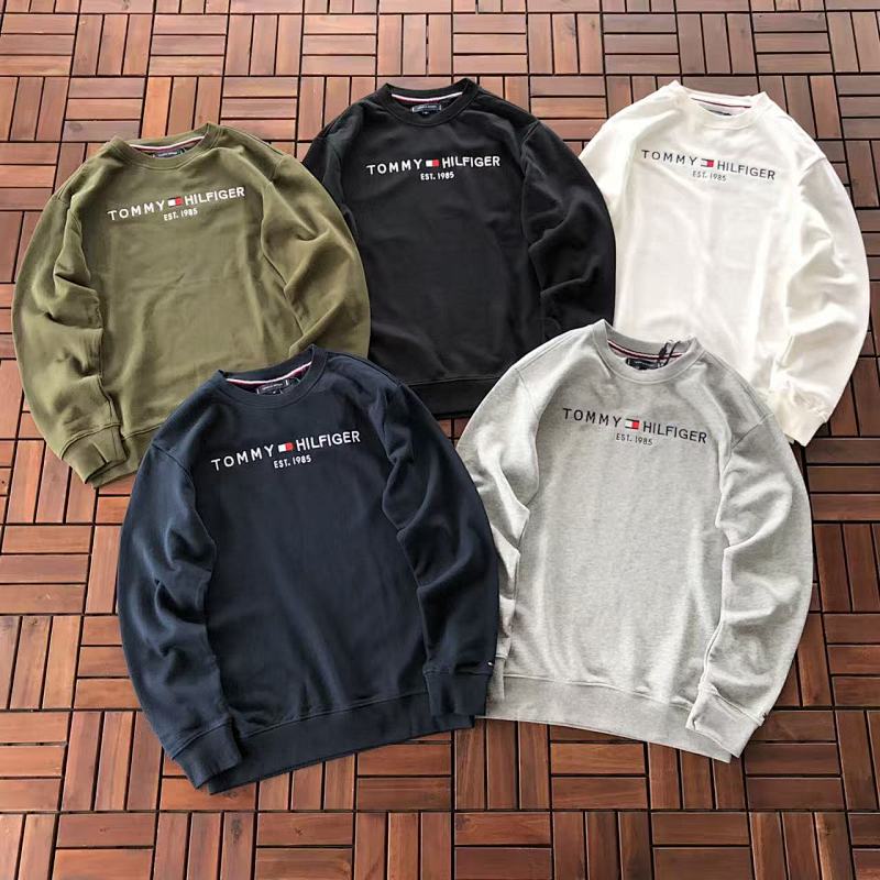 T🔥🔥🔥H🔥🔥🔥R SWEATER 33122520 (im 180CM 68KG iwear size M in the photo)