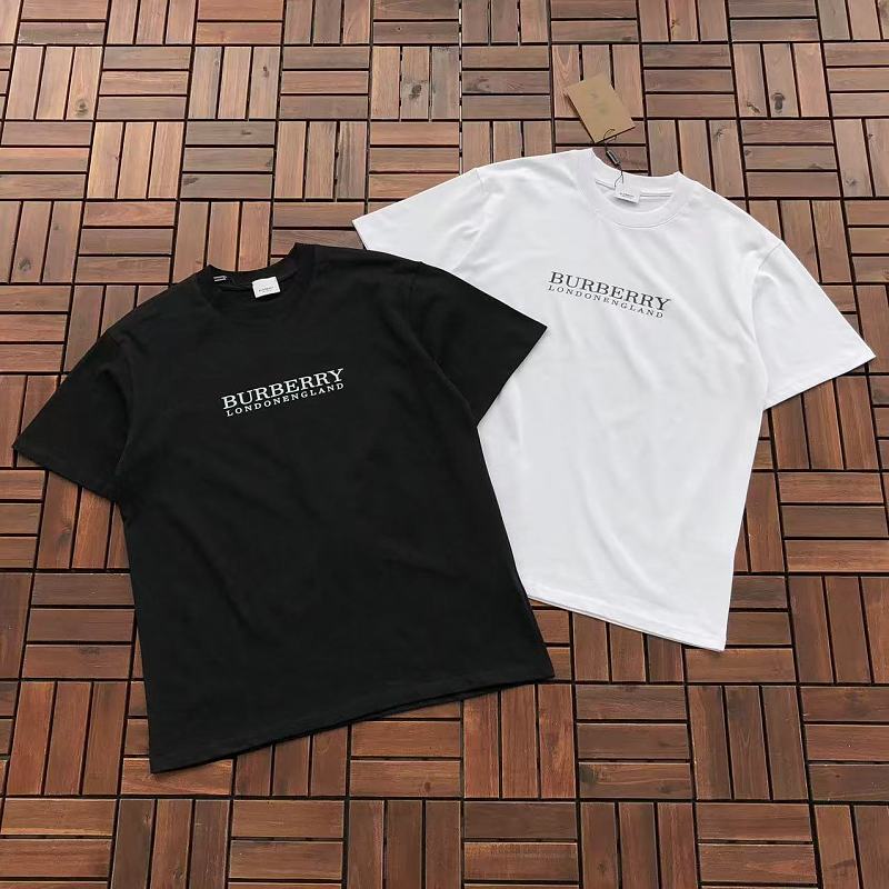 BURBERRY T-SHIRT 55043038 (im 185CM 70KG iwear size M in the photo)