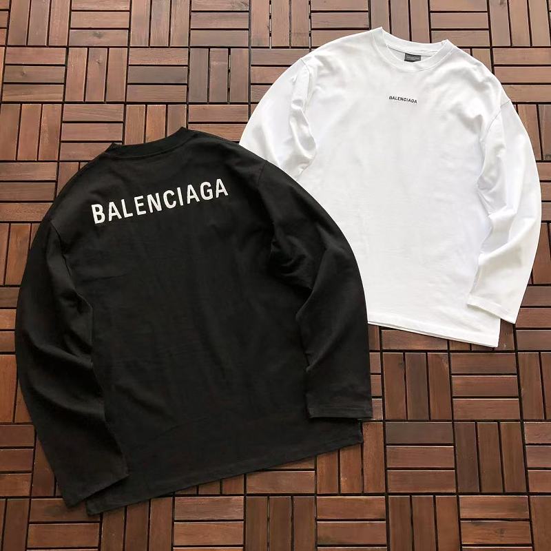 BALENCIAGA LONG-SLEEVE 77041992 (im 185CM 80KG iwear size S in the photo)