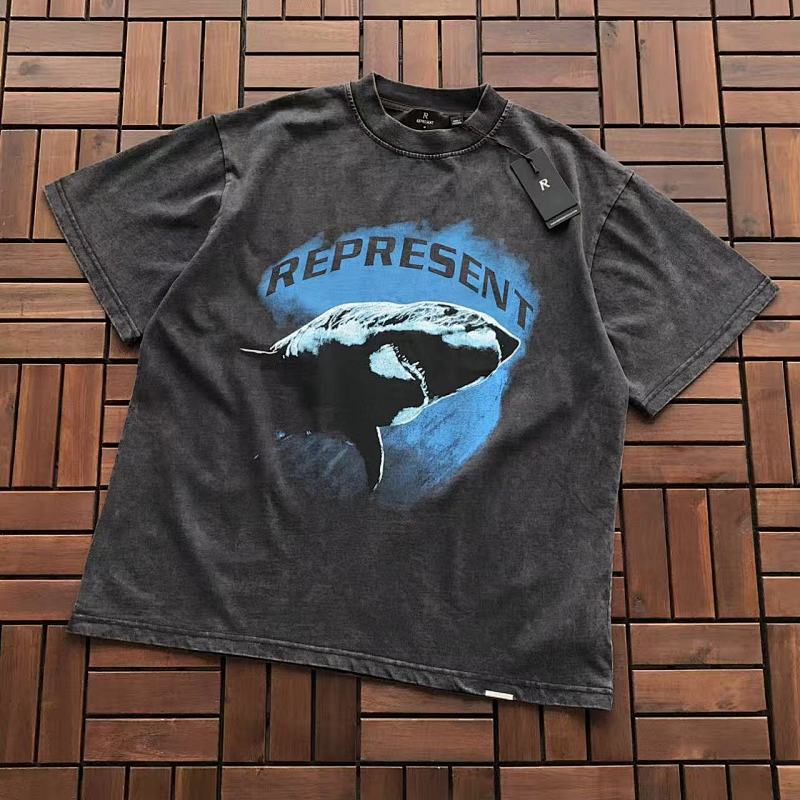 REPRESENT T-SHIRT 66030402 (im 176CM 58KG iwear size M in the photo)