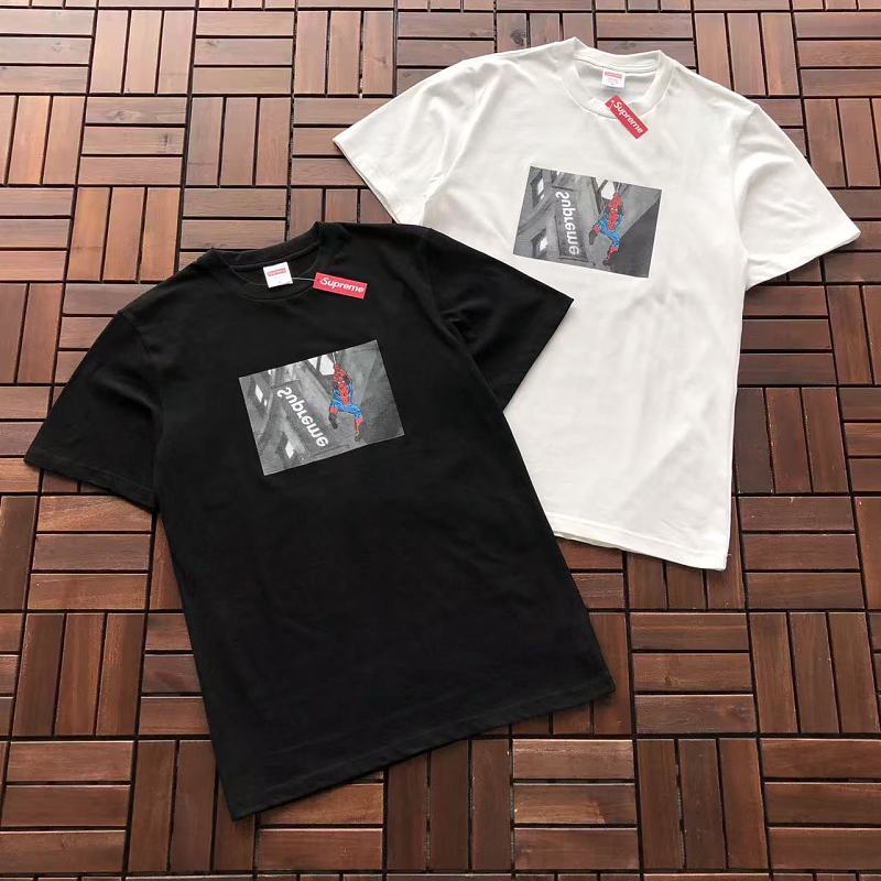 SUPREME T-SHIRT 88060112 (im 185CM 70KG iwear size M in the photo)