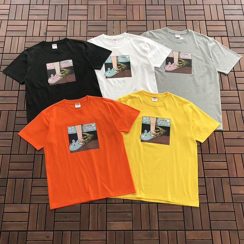 SUPREME T-SHIRT 55051419 (im 185CM 80KG iwear size M in the photo)