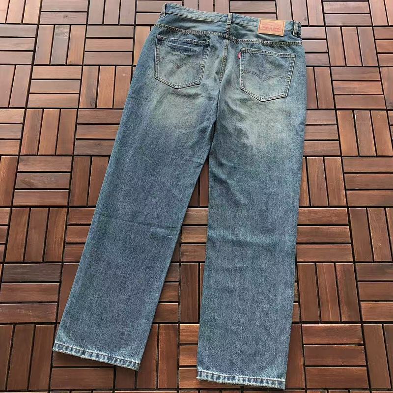 LEVI'S JEANS 55062152 (im 180CM 68KG iwear size 34 in the photo)