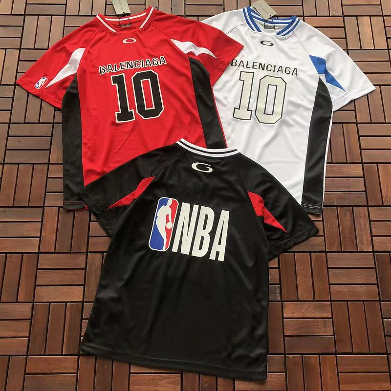 BALENCIAGA & NBA T-SHIRT 88051901 (im 185CM 80KG iwear size M in the photo)