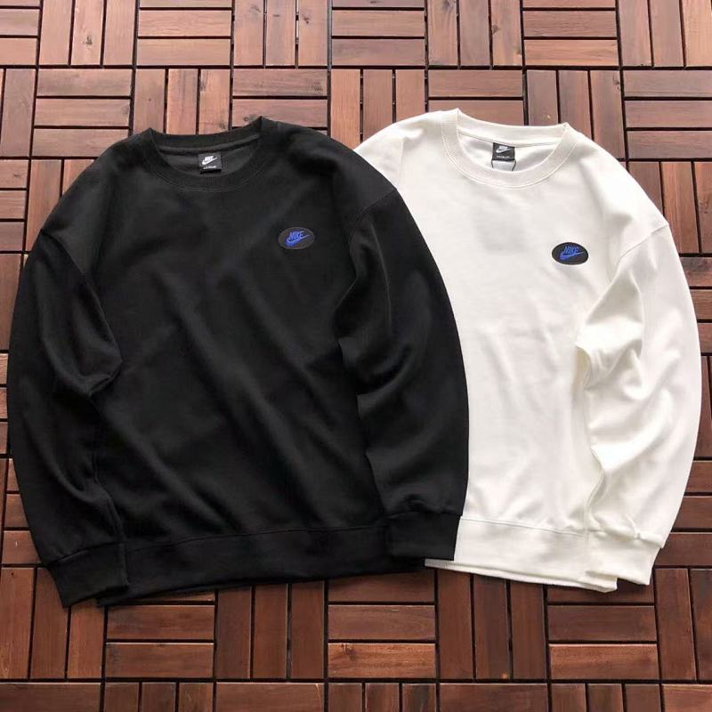 NIKE SWEATER 22110415 (im 170CM 60KG iwear size XL in the photo)