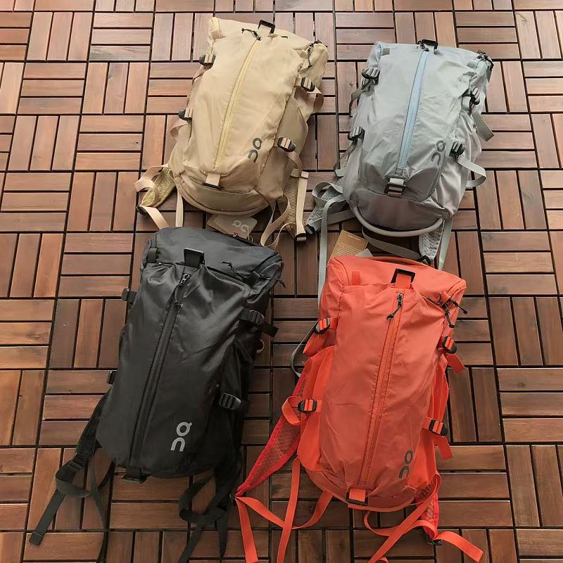 ON RUNNING BAG 66050611 （长26CM*宽44CM*高18CM）