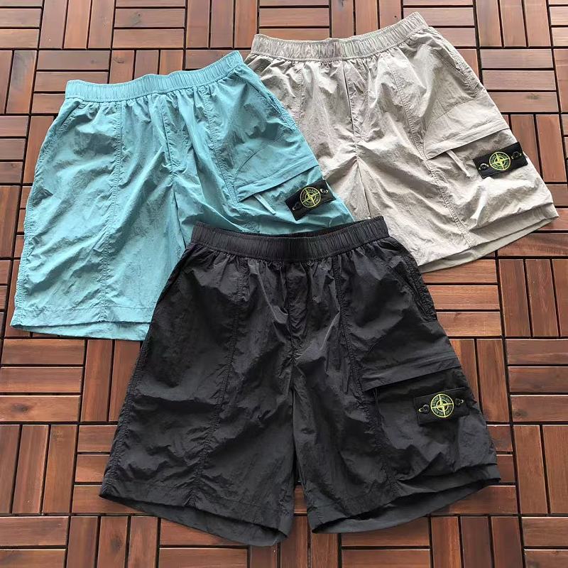 STONE ISLAND SHORTS 11120518 (im 180CM 68KG iwear size L in the photo)