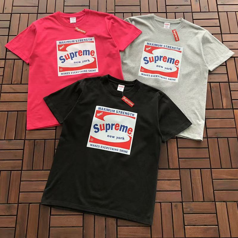 SUPREME T-SHIRT 55022748 (im 176CM 58KG iwear size M in the photo)