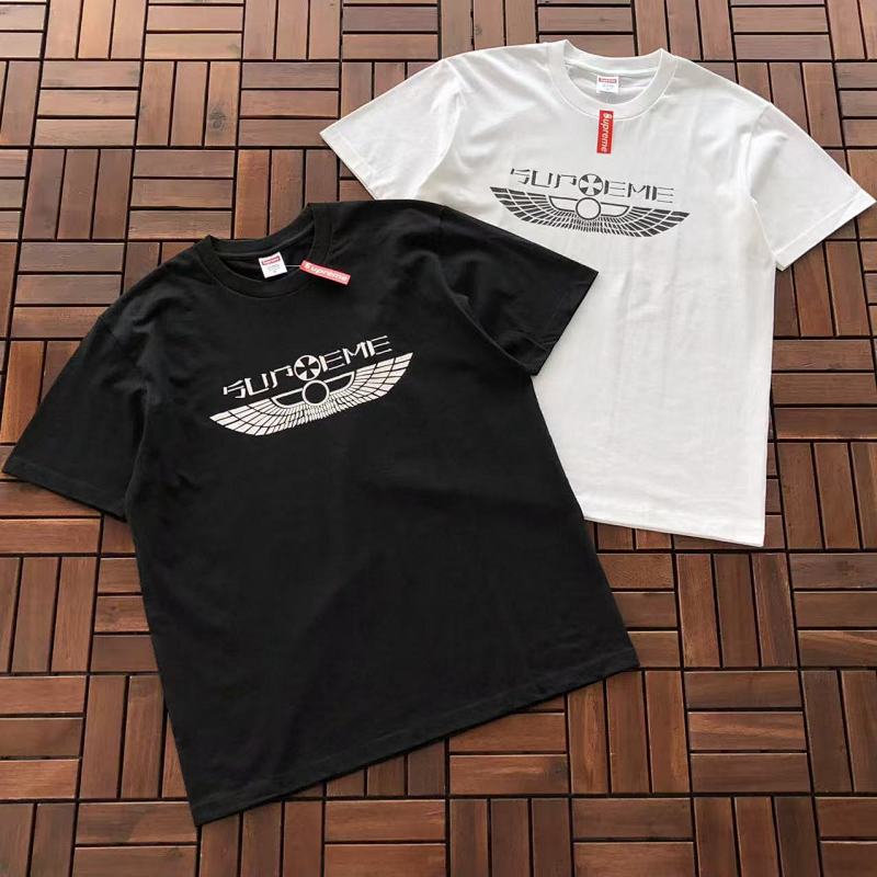 SUPREME T-SHIRT 77032431 (im 180CM 68KG iwear size M in the photo)