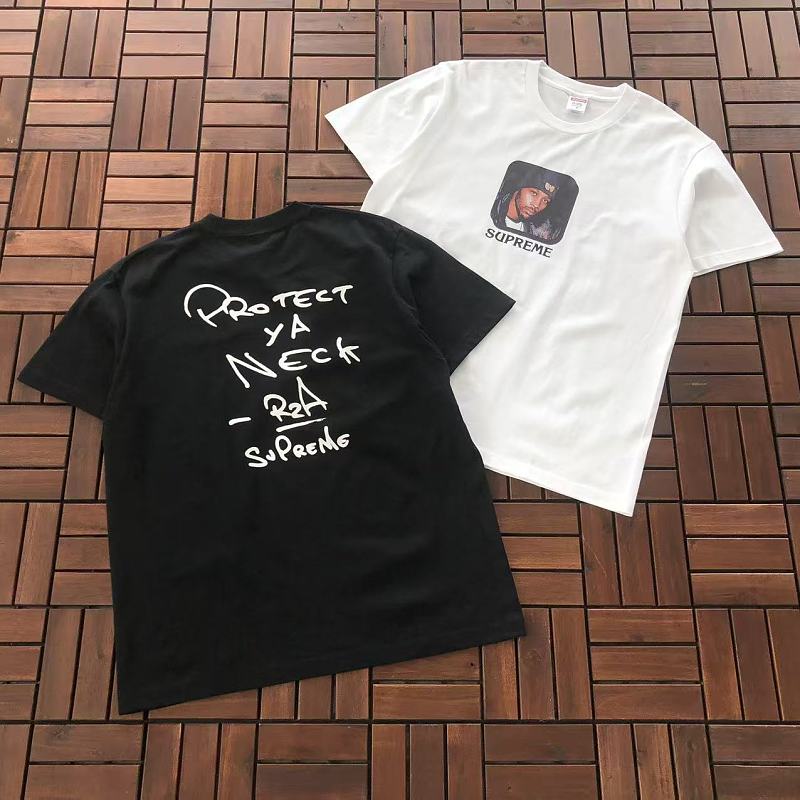 SUPREME T-SHIRT 77042608 (im 176CM 58KG iwear size M in the photo)