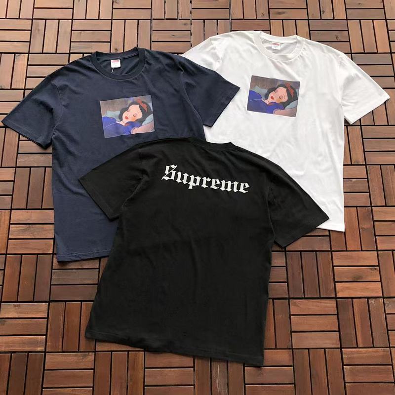 SUPREME T-SHIRT 77033107 (im 185CM 80KG iwear size M in the photo)