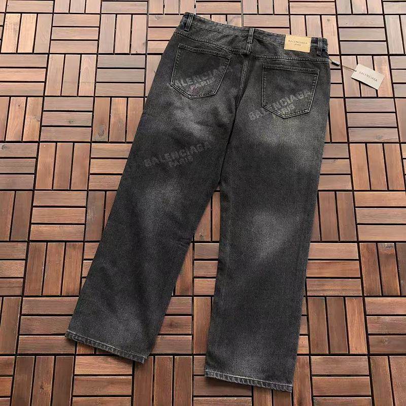 BALENCIAGA JEANS 55071576 (im 185CM 80KG iwear size 36 in the photo)