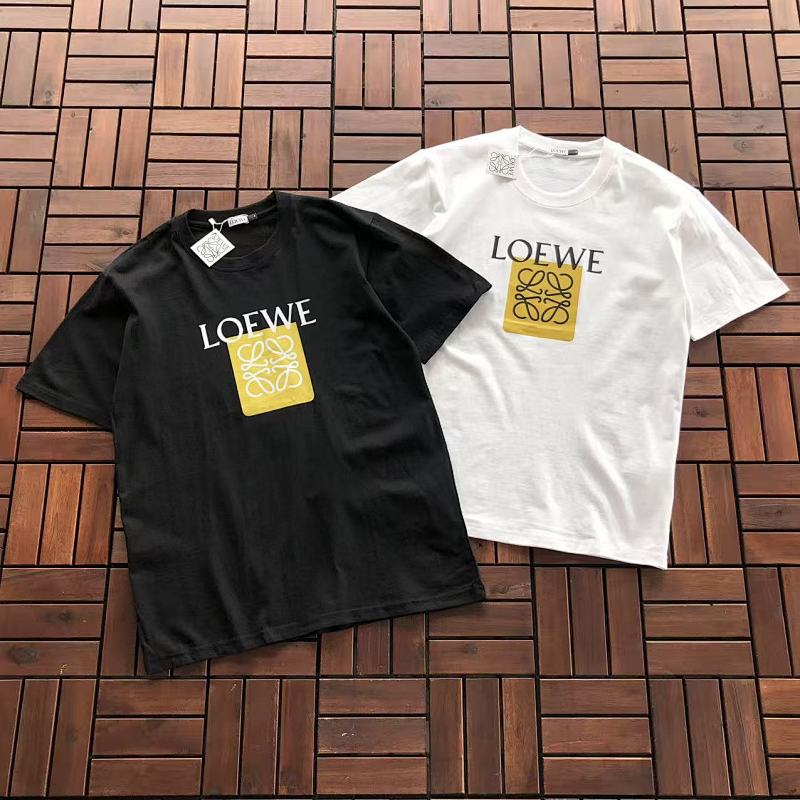 LOEWE T-SHIRT 22092157 (im 176CM 58KG iwear size M in the photo)