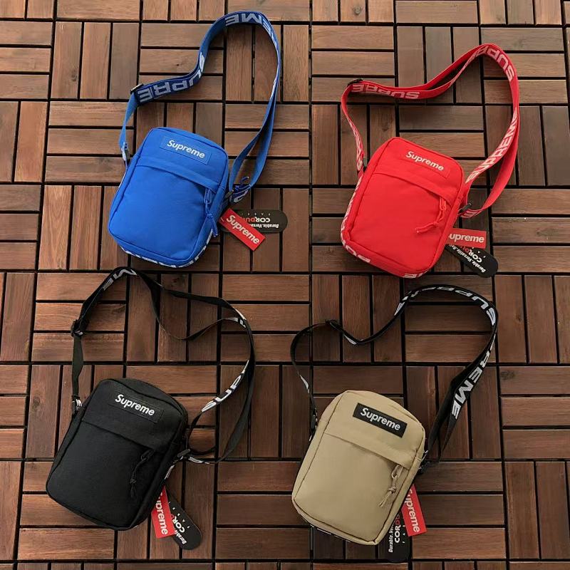 SUPREME BAG 66030623 (长17CM*宽20CM*高5CM)