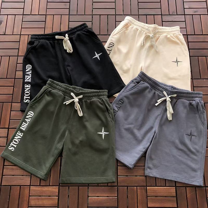STONE ISLAND SHORTS 55043076 (im 185CM 70KG iwear size M in the photo)