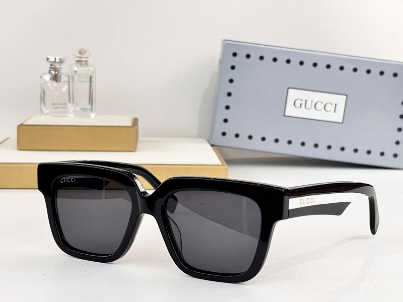 GUCCI SUNGLASSES 11122313