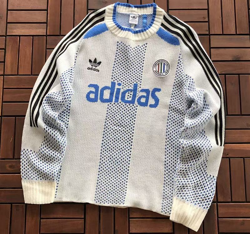 ADIDAS SWEATER 22090614 (im 180CM 68KG iwear size M in the photo）