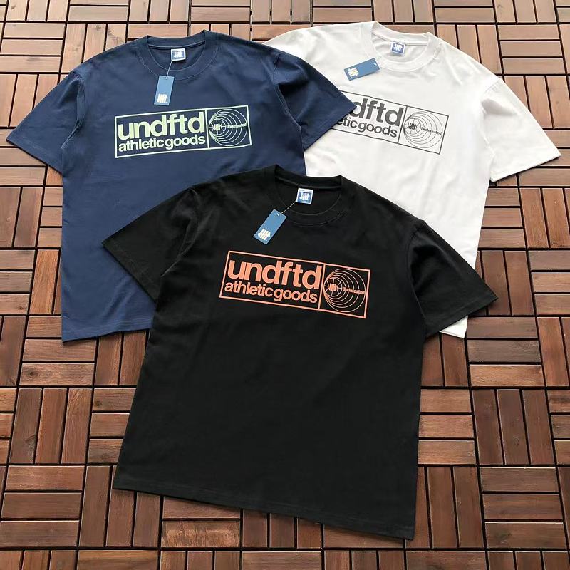 UNDEFEATED T-SHIRT 55063064 (im 180CM 68KG iwear size L in the photo)