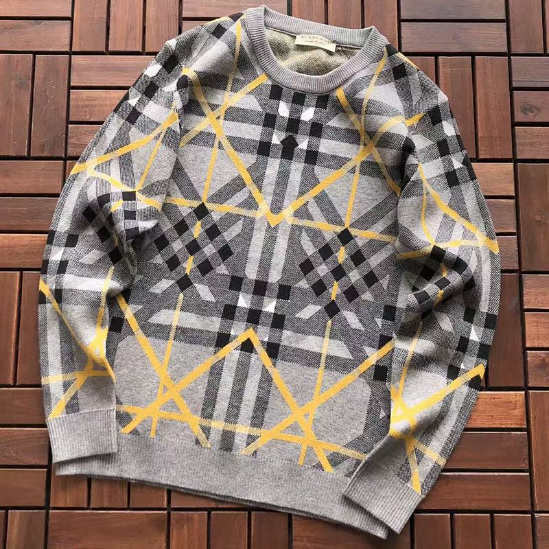 BURBERRY SWEATER 11110765 (im 172CM 65KG iwear size L in the photo)