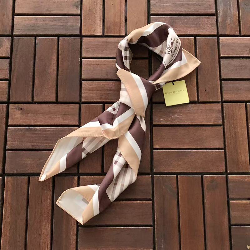 BURBERRY SCARF 55061276（长87CM*宽87CM）
