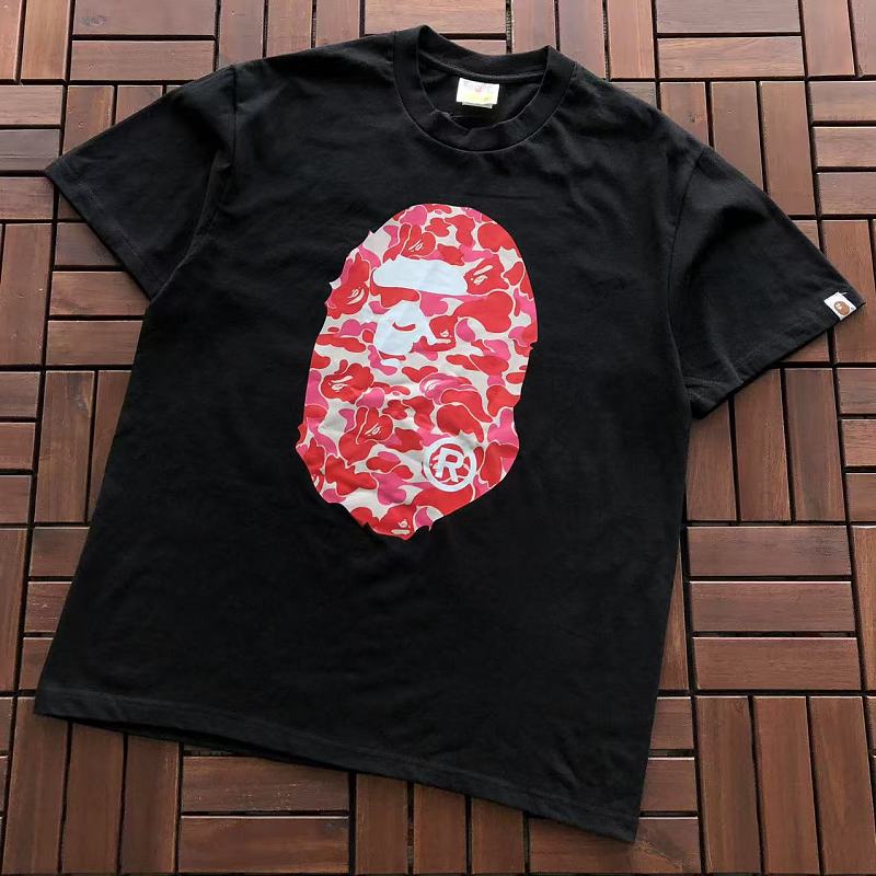 BAPE T-SHIRT 66072259 (im 185CM 70KG iwear size M in the photo)