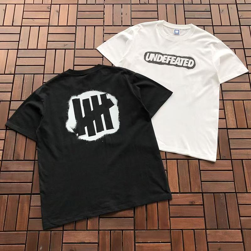 UNDEFEATED T-SHIRT 55062761 (im 180CM 68KG iwear size L in the photo)
