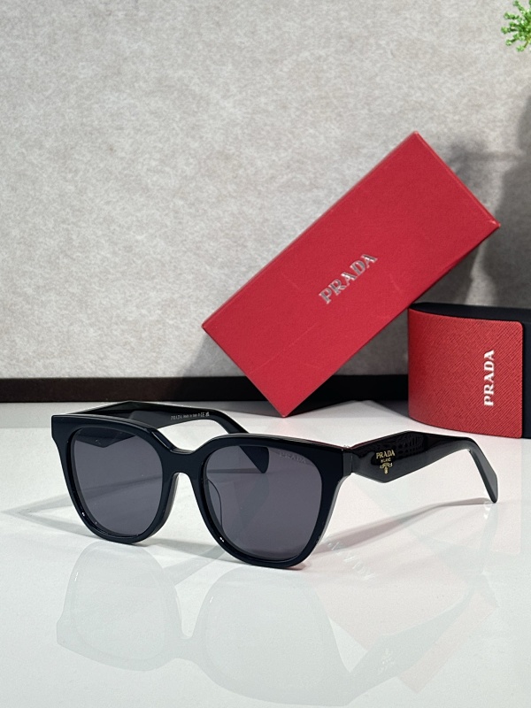 PRADA SUNGLASSES 11122370