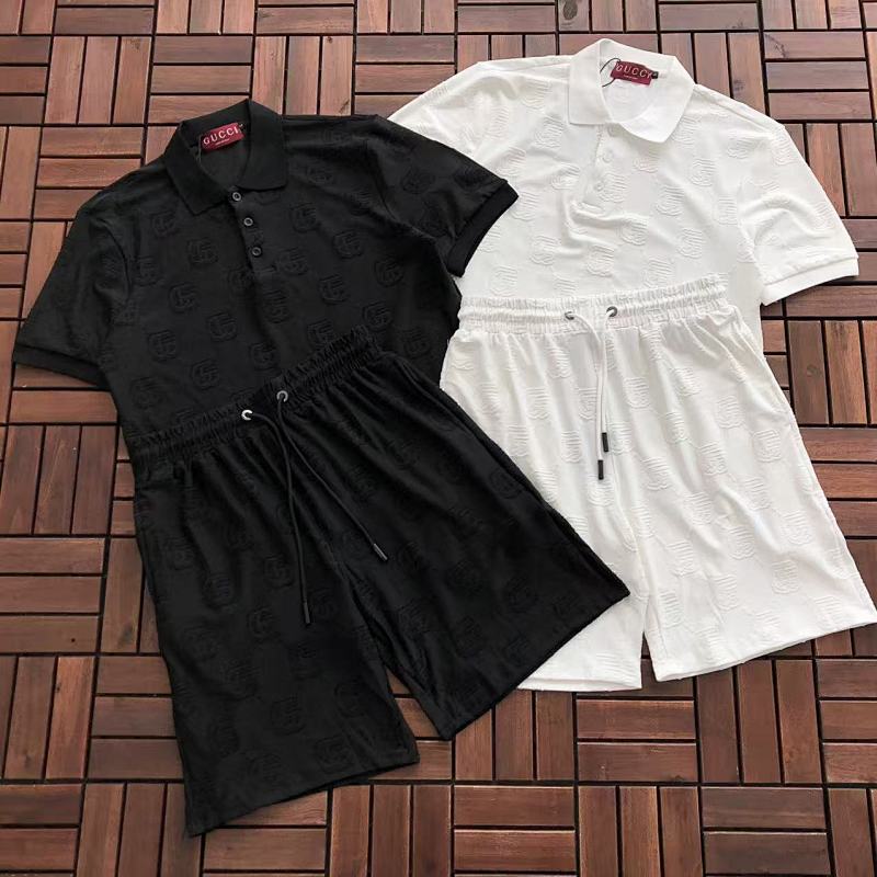 GUCCI T-SHIRT SHORTS 33121003 (im 176CM 58KG iwear size L in the photo)