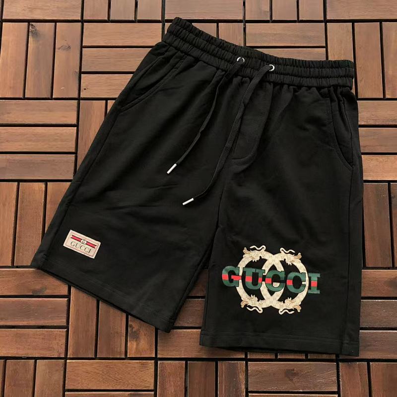 GUCCI SHORTS 77031427 (im 185CM 70KG iwear size M in the photo)