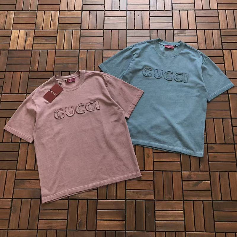 GUCCI T-SHIRT 55011825 (im 180CM 68KG iwear size M in the photo)