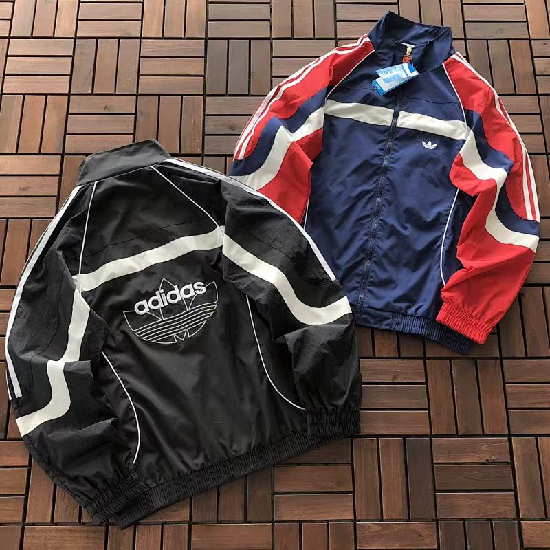ADIDAS JACKET 66032621 (im 185CM 80KG iwear size M in the photo)