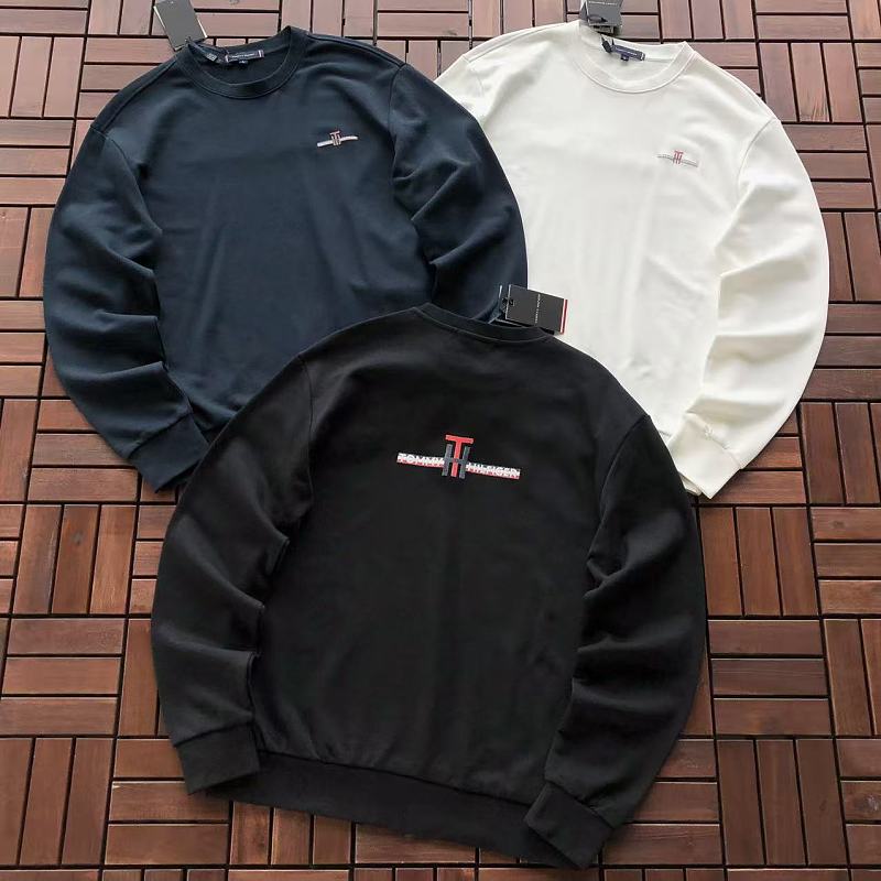 T 🔥🔥🔥 H🔥🔥🔥R SWEATER 66061631 (im 185CM 80KG iwear size L in the photo)