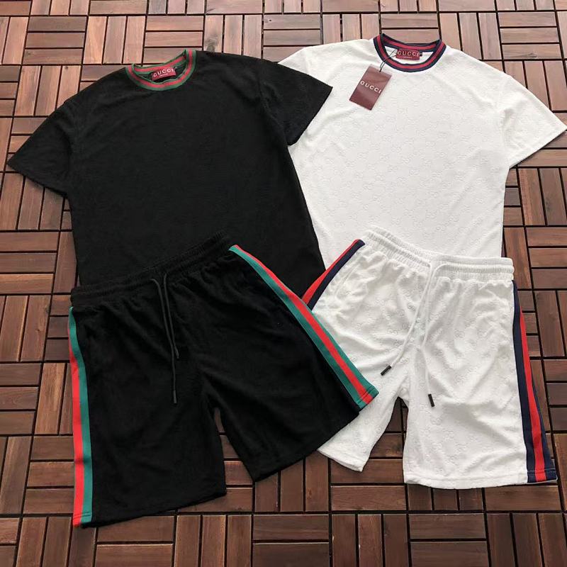 GUCCI T-SHIRT SHORTS 33122373 (im 180CM 68KG iwear size L in the photo)