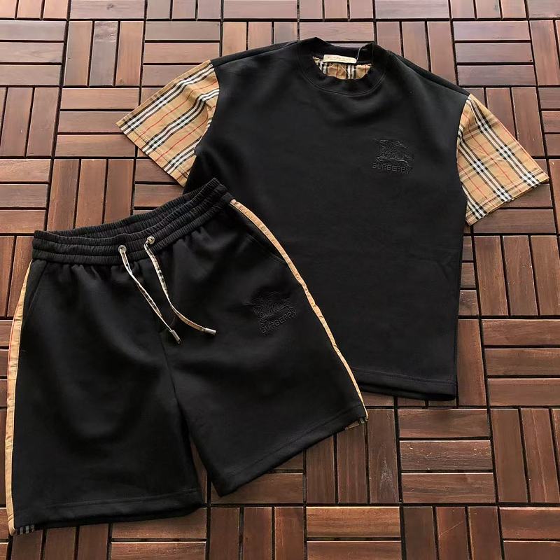 BURBERRY T-SHIRT SHORTS 88071302 (im 180CM 68KG iwear size L in the photo)