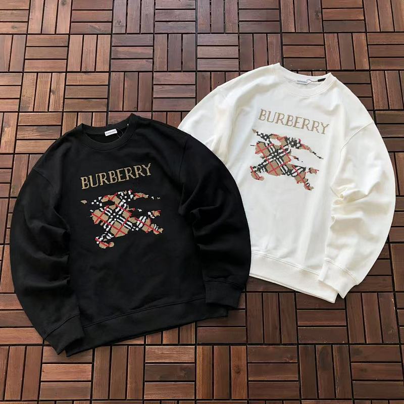 BURBERRY SWEATER 44123015 (im 180CM 68KG iwear size M in the photo)