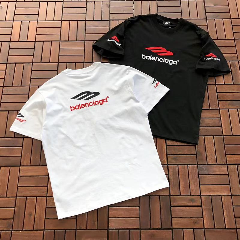 BALENCIAGA T-SHIRT 77071204 (im 185CM 70KG iwear size S in the photo)