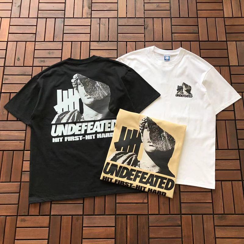 UNDEFEATED T-SHIRT 11090288