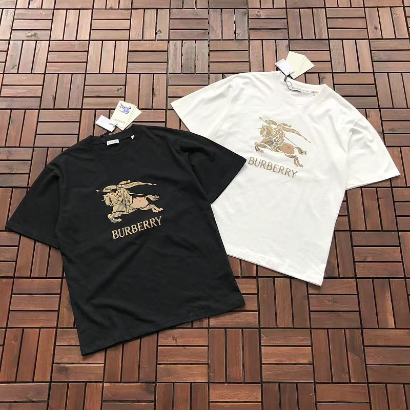 BURBERRY T-SHIRT 88060327 (im 185CM 70KG iwear size S in the photo)