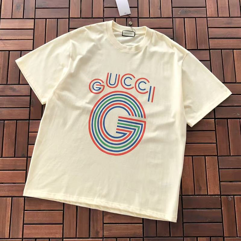 GUCCI T-SHIRT 55081492 (im 185CM 70KG iwear size L in the photo)
