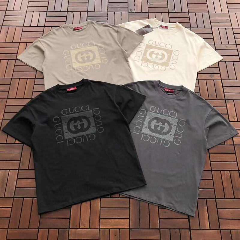 GUCCI T-SHIRT 66042008 (im 176CM 58KG iwear size M in the photo)