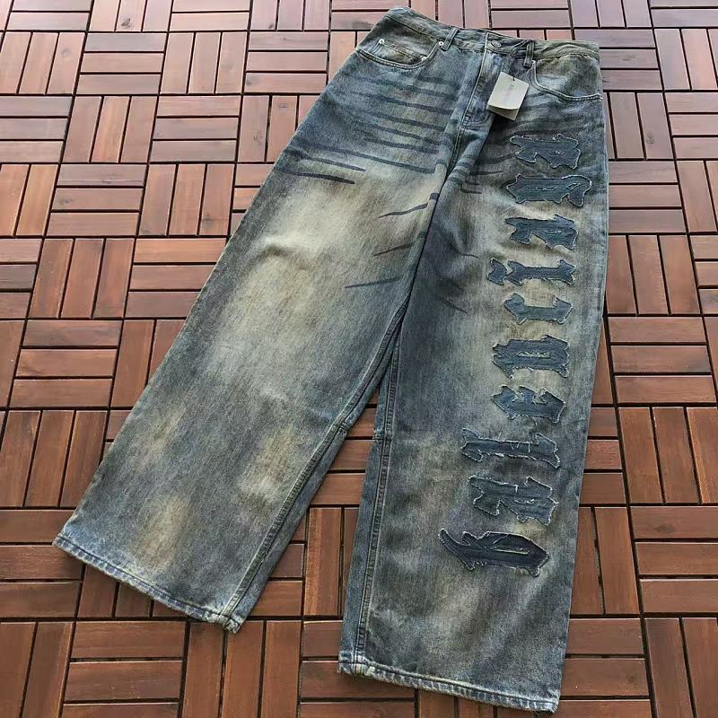 BALENCIAGA JEANS 66082007 (im 185CM 70KG iwear size S in the photo)