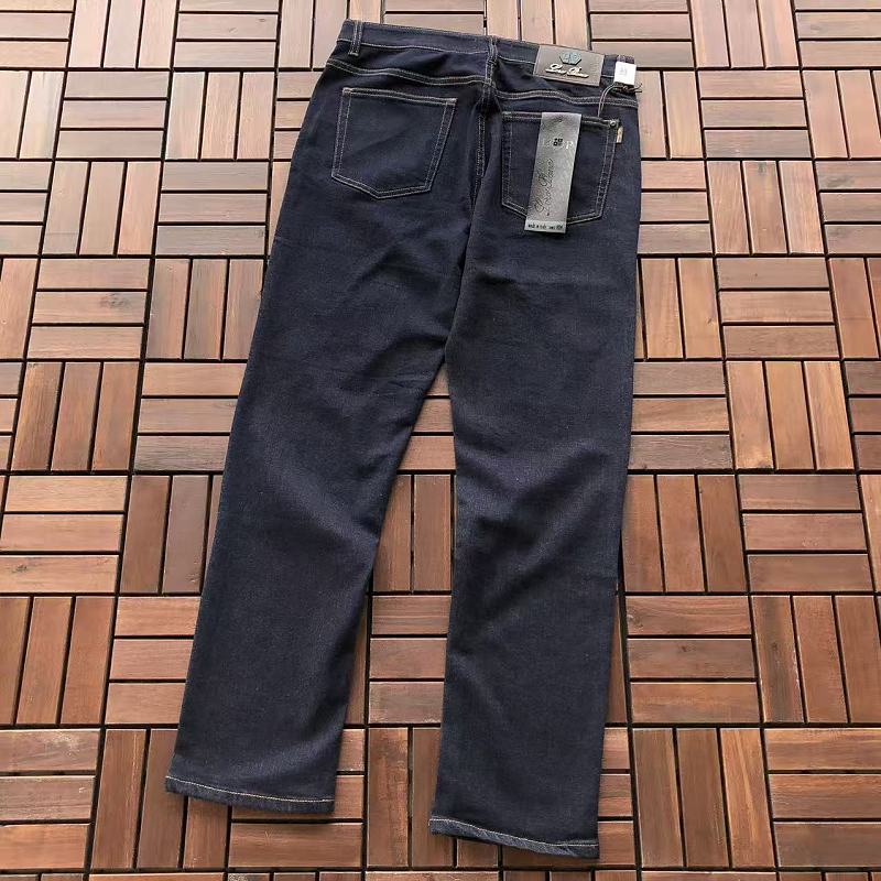 LORO PIANA JEANS 55080733 (im 185CM 80KG iwear size 33 in the photo)