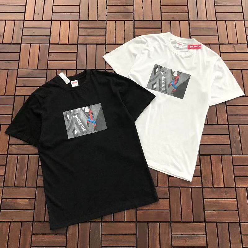 SUPREME T-SHIRT 88061715 (im 185CM 70KG iwear size M in the photo)
