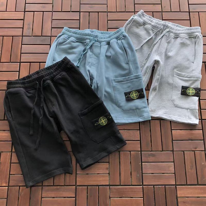 STONE ISLAND SHORTS 55042924 (im 185CM 70KG iwear size M in the photo)