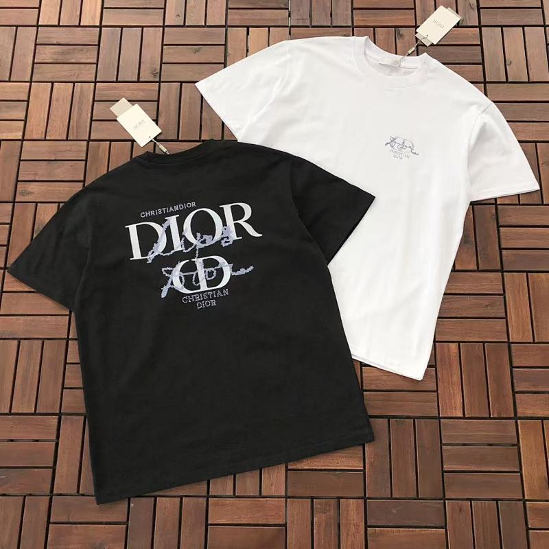 DIOR T-SHIRT 55031752 (im 176CM 58KG iwear size M in the photo)