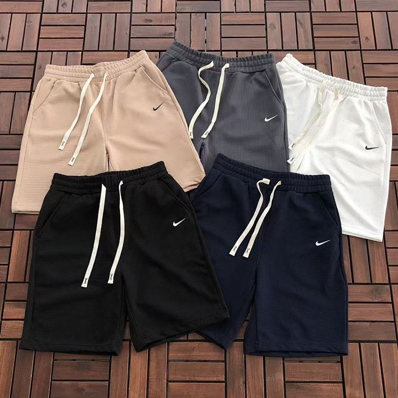 NIKE SHORTS 66040172 (im 176CM 58KG iwear size L in the photo)