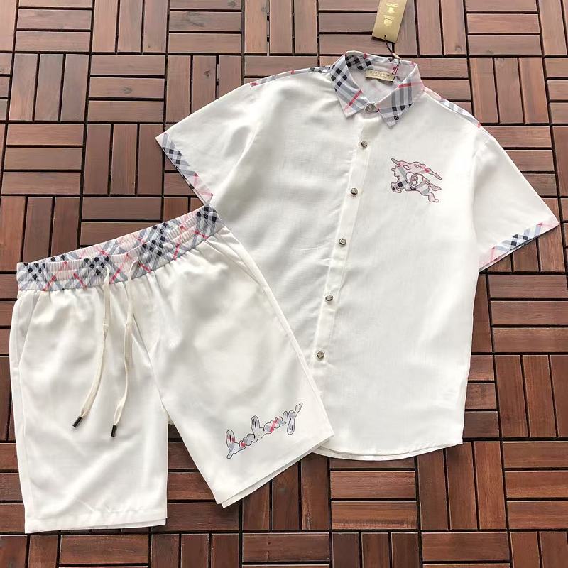 BURBERRY T-SHIRT SHIRT SHORTS 55061510 (im 185CM 80KG iwear size L in the photo)